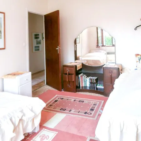 Maison De 2 Chambres A Avec Jardin Clos Et Wifi A 5 Km De La Plage Hébergement de vacances