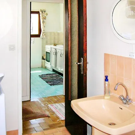 Maison De 2 Chambres A Avec Jardin Clos Et Wifi A 5 Km De La Plage